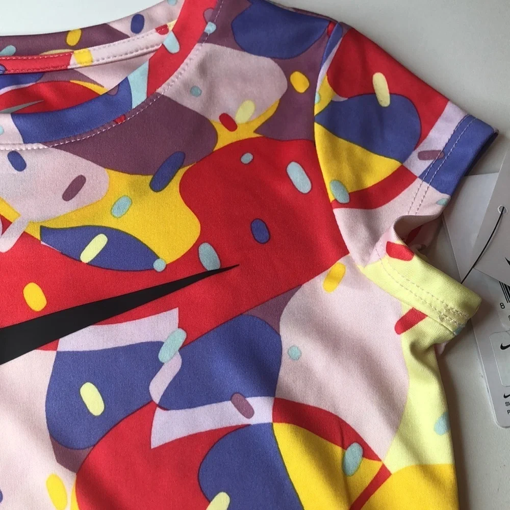 NEW Nike Multicolor Abstract Dry Fit Short Sleeve T-Shirt Girls 5-6 M NWT